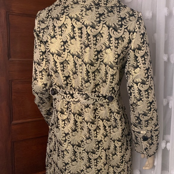 Mac & Jac Gold Baroque overcoat - Picture 4 of 10